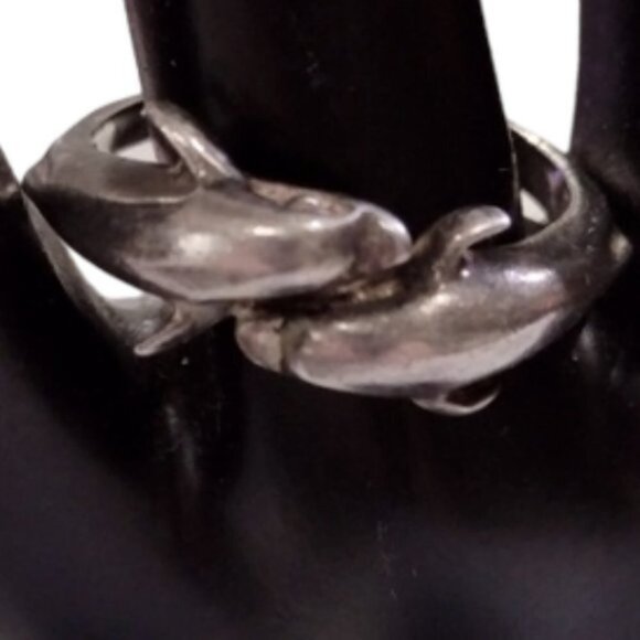 Vintage Sterling Silver Hallmarked .925 Ladies Dolphins Ring Size 10 - Picture 1 of 6